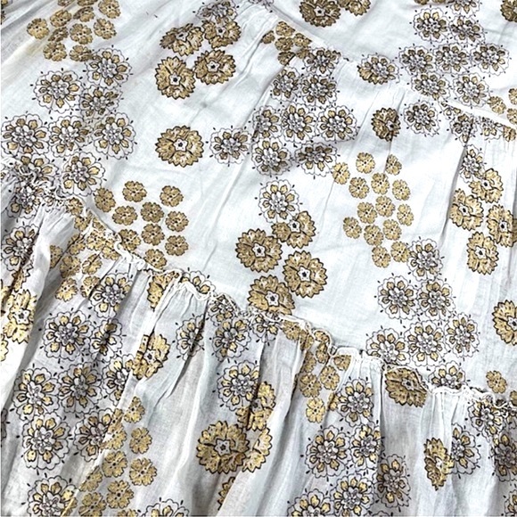 Old Navy size small ivory dress with metallic silver gold floral ruffled bottom - Picture 7 of 13